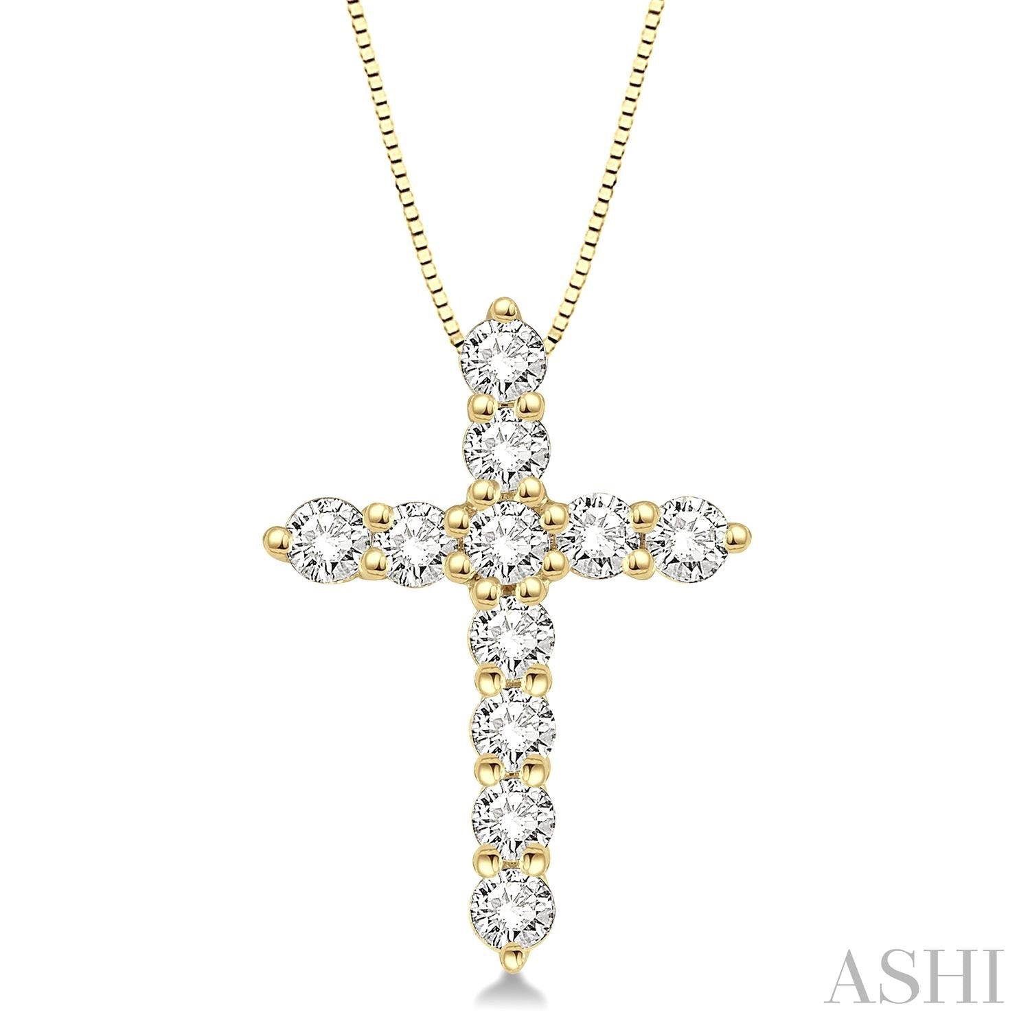 1/2 Ctw Round Cut Diamond Cross Pendant