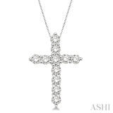 3/4 Ctw Round Cut Diamond Cross Pendant