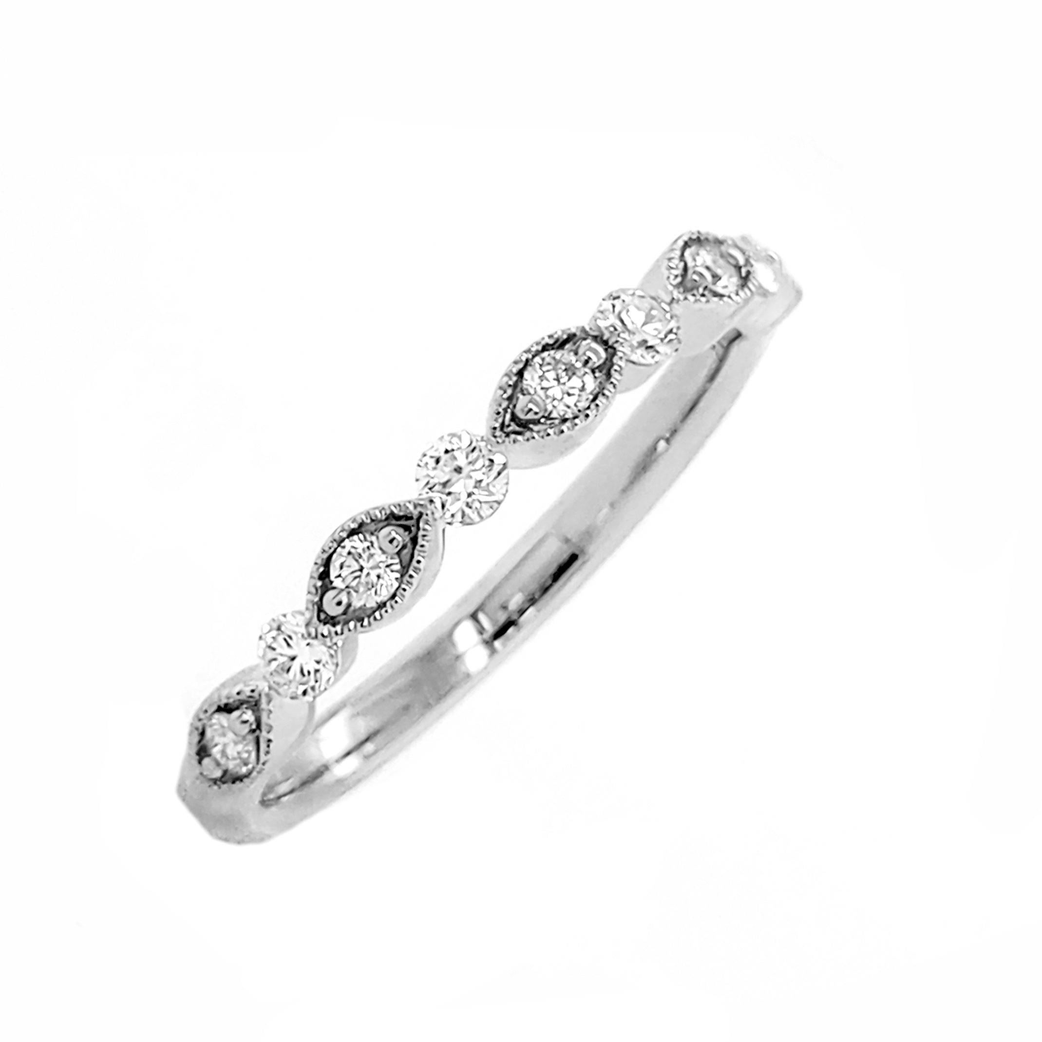 Diamond Milgrain Edge and Shared Prong Band