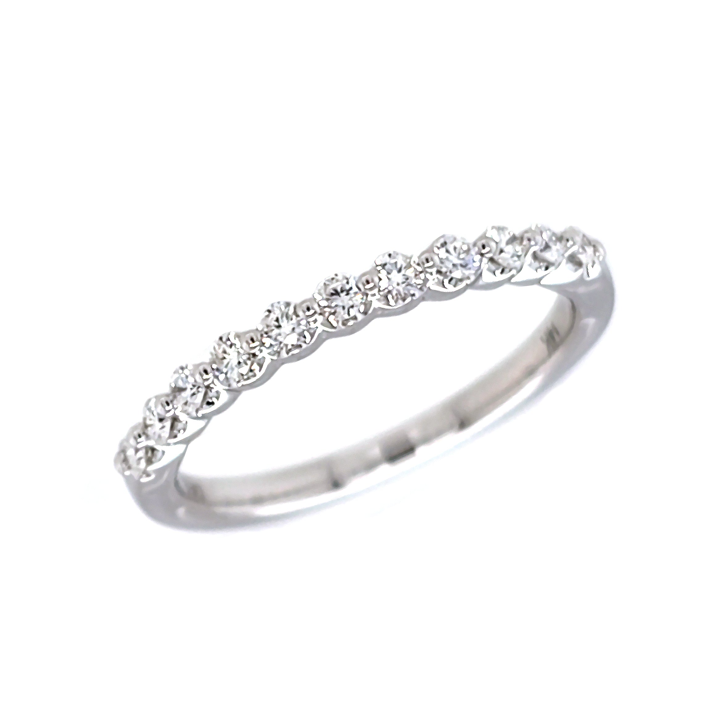1/4ctw Diamond Shared Prong Wedding Band