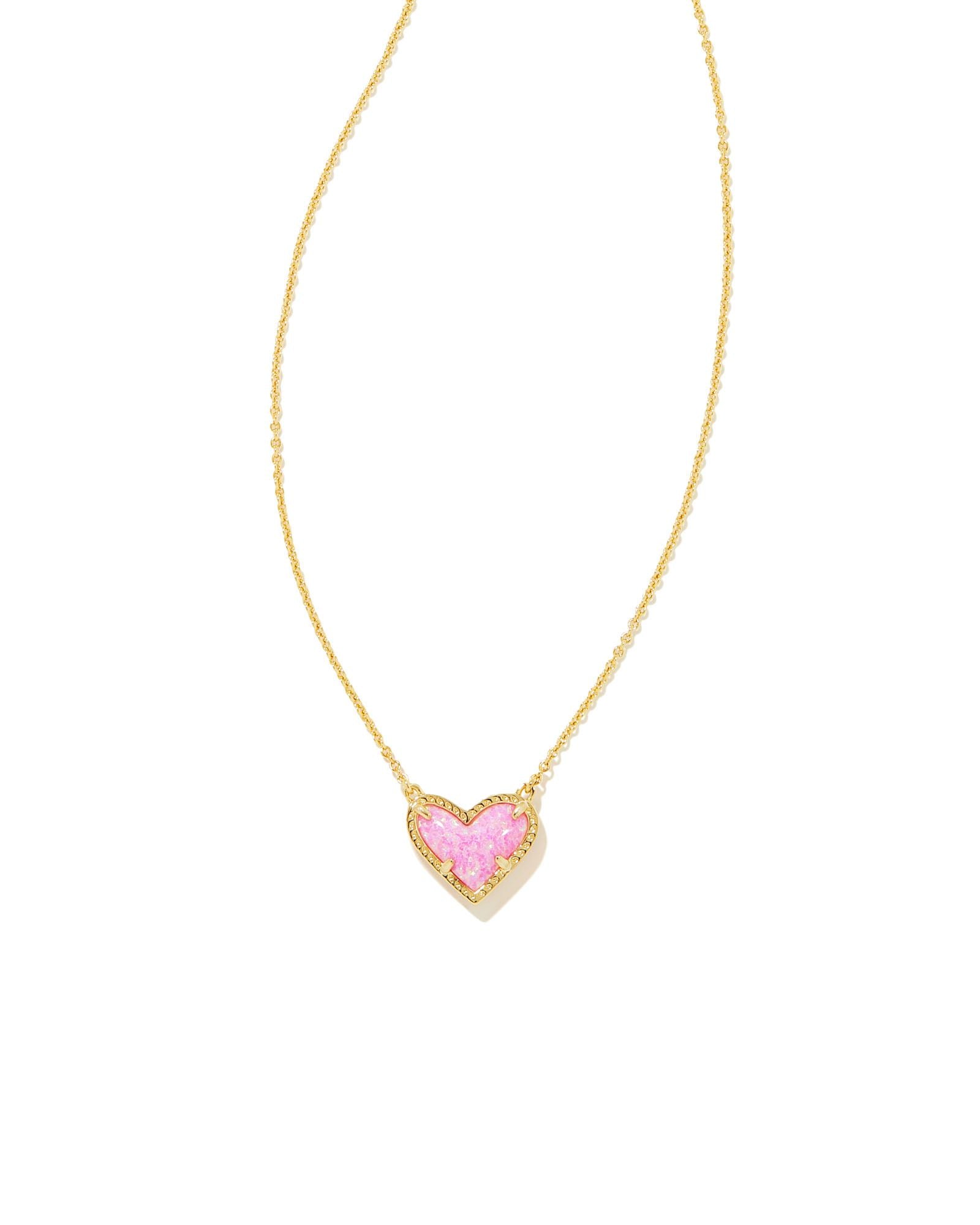 Kendra Scott Ari Heart Gold Pendant Necklace in Bubblegum Pink Kyocera Opal