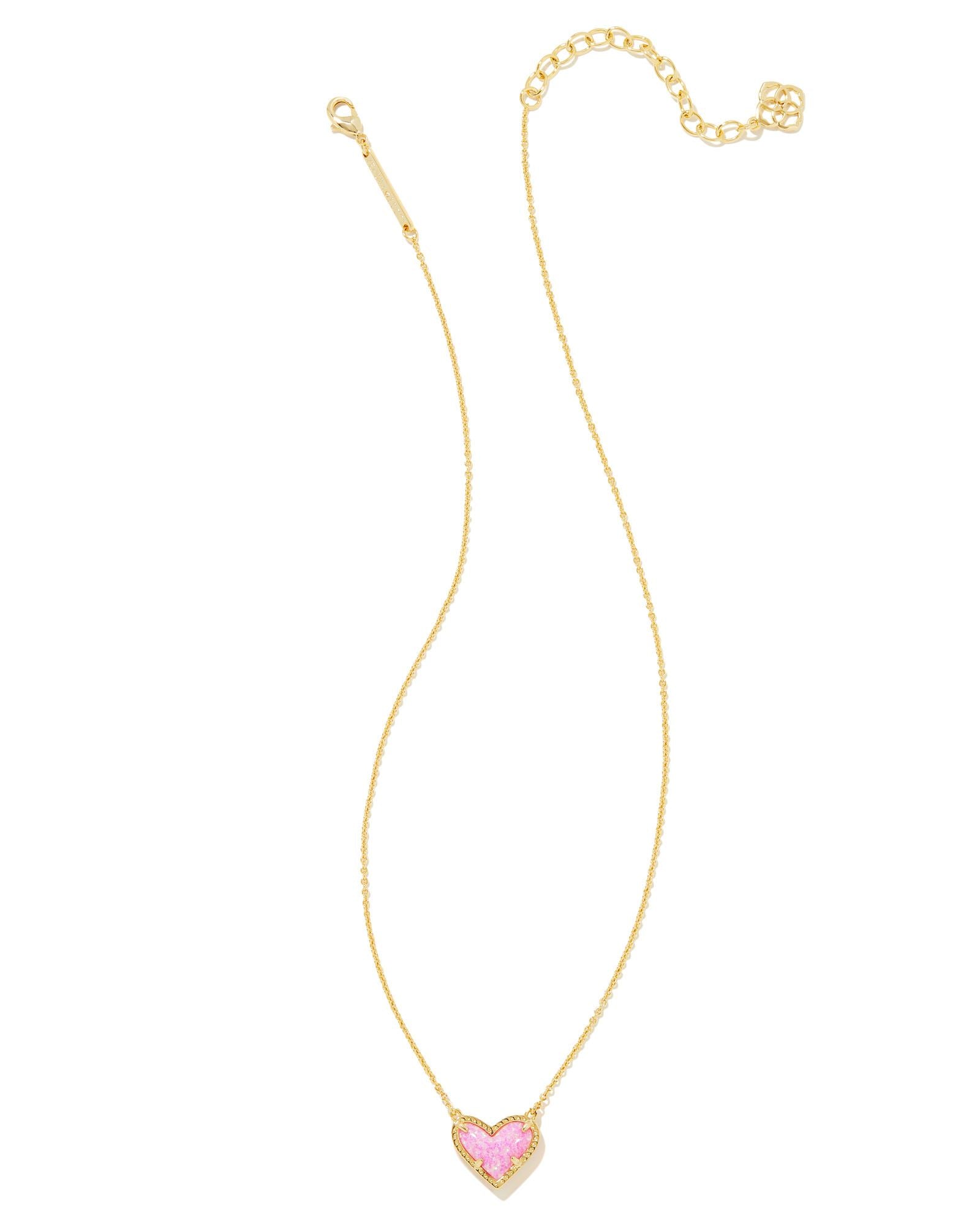 Kendra Scott Ari Heart Gold Pendant Necklace in Bubblegum Pink Kyocera Opal