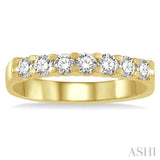 3/4 Ctw 7 Stone Round Cut Diamond Wedding Band in 14K Yellow Gold