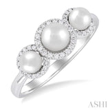 1/6 Ctw Past, Present & Future 4MM & 5MM Cultured Pearl and Round Cut Diamond Halo Ring in 14K White Gold