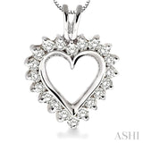 1/2 Ctw Round Cut Diamond Heart Pendant in 14K White Gold with Chain