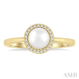 6 MM Round Shape Cultured Pearl and 1/20 Ctw Petite Round Cut Diamond Halo Fashion Ring in 10K Yellow Gold