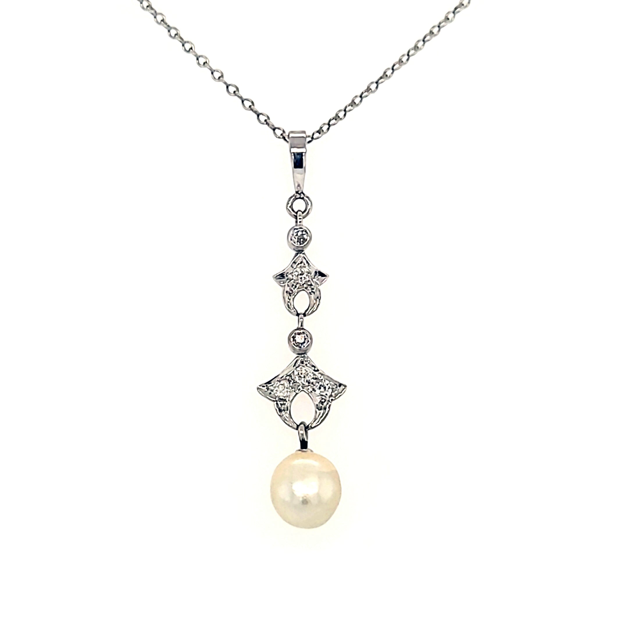 Diamond & Pearl Dangle Pendant